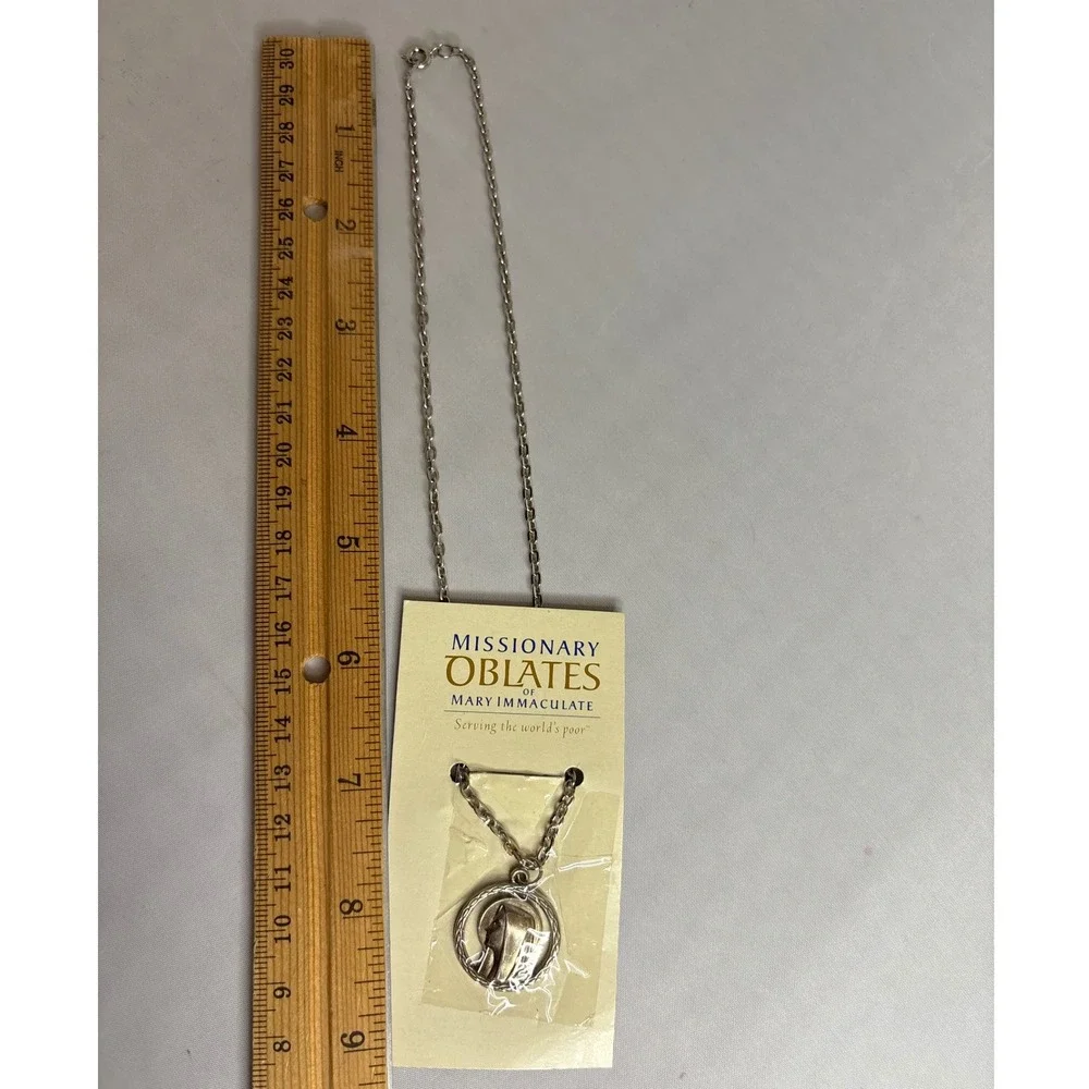 Missionary‎ Oblates of Mary Immaculate Serving the Worlds Poor Necklace Pendant